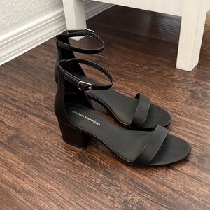 Amazon Essentials Women's Elegant Black Heels